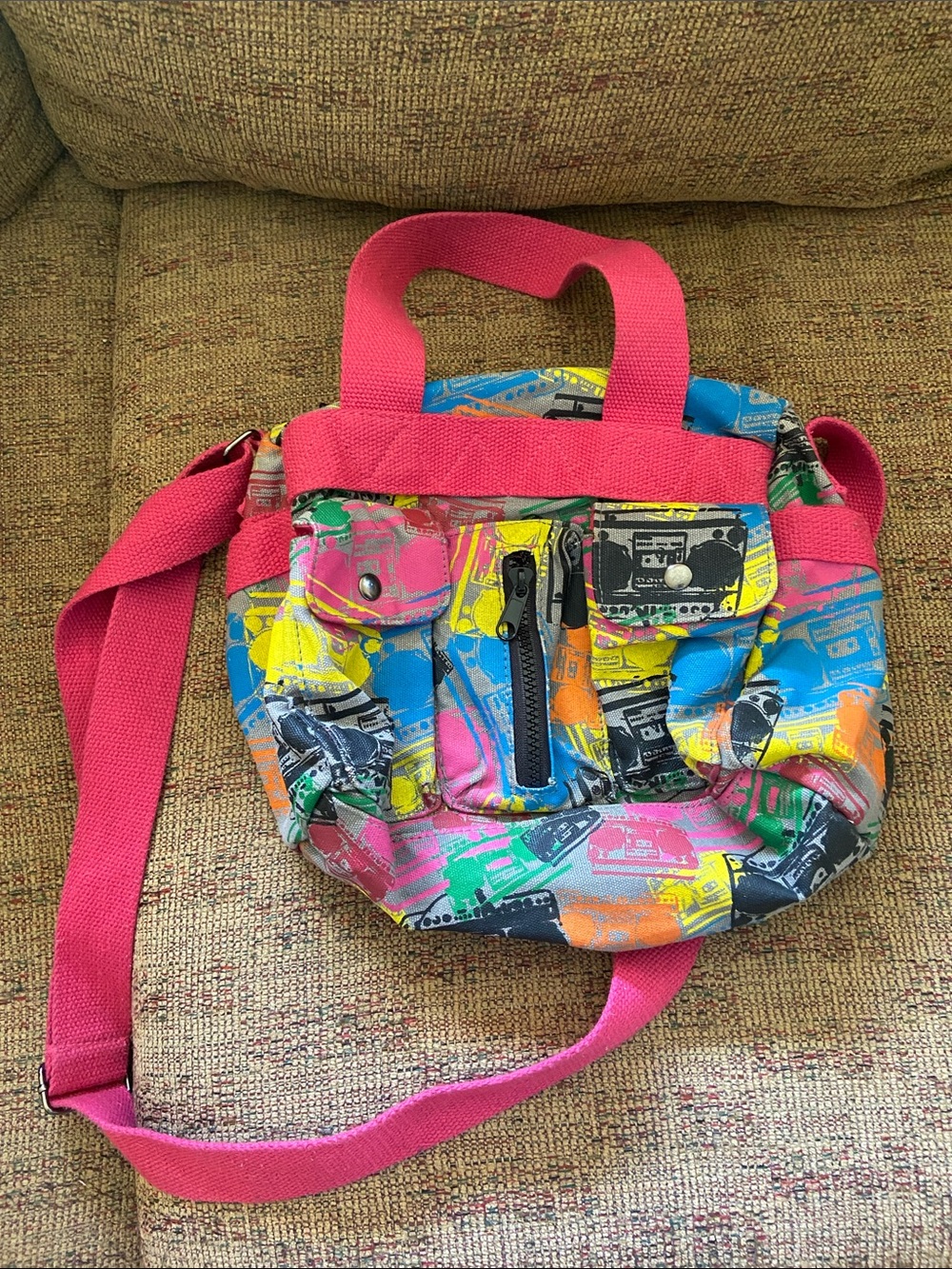 Women’s Concept One Pink Crossbody Bag, Purse Boombox 90’s Print